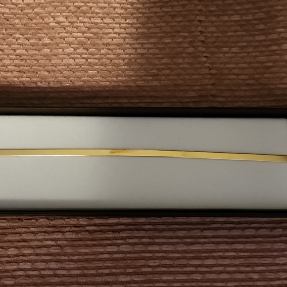 Solid 10k Gold Bracelet - Picture 11 of 15